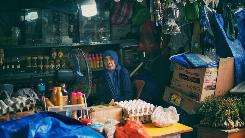 Cửa hàng tạp hoá của Mắt Kính Á - Âu